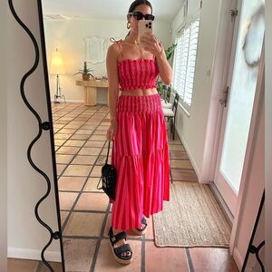 SET - gorgeous striped co-ord crop top and skirt set